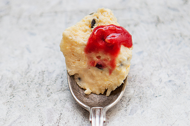 Mousse de maracuyá y frambuesa