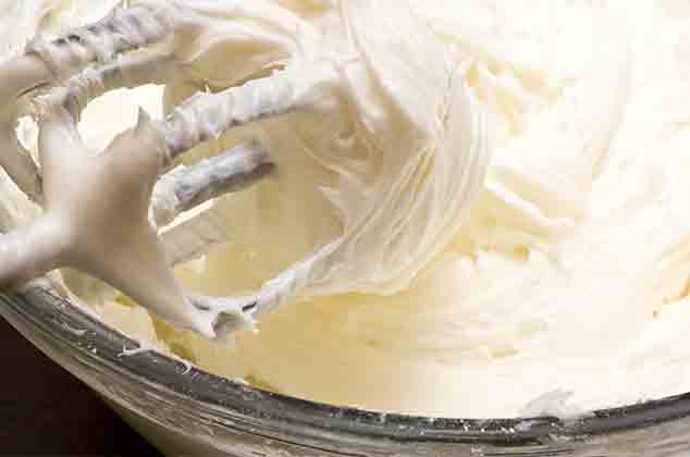 Betún de queso crema para pasteles
