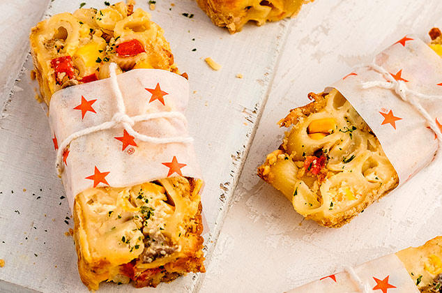 Barritas de pasta con champiñones