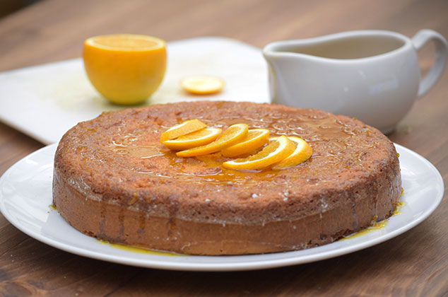 Pastel de almendras con miel de naranja