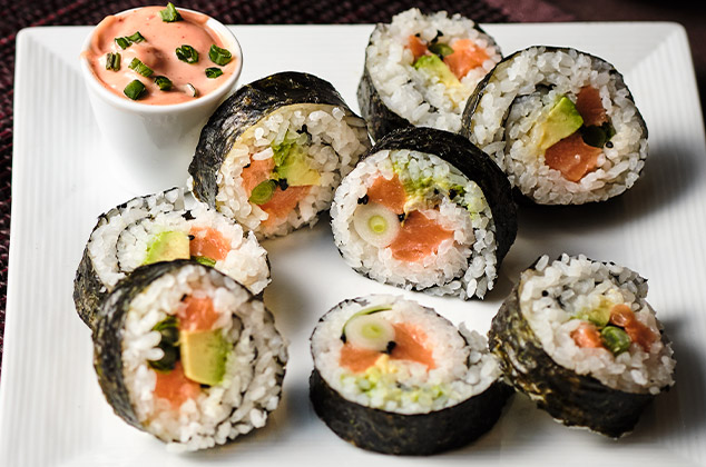 Receta de sushi de salmón