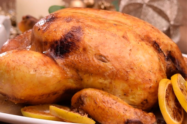 Pollo con mostaza y naranja al horno