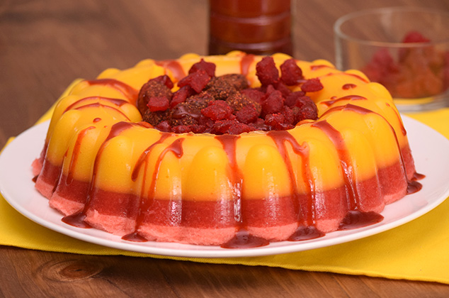 Gelatina de mango y fresa con chamoy