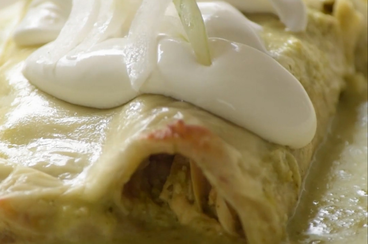 Enchiladas con salsa verde 2