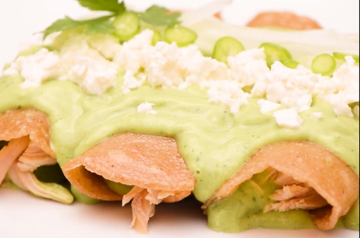 Enchiladas con salsa verde 3