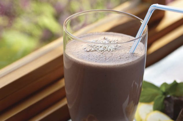 Licuado de plátano con chocolate y amaranto