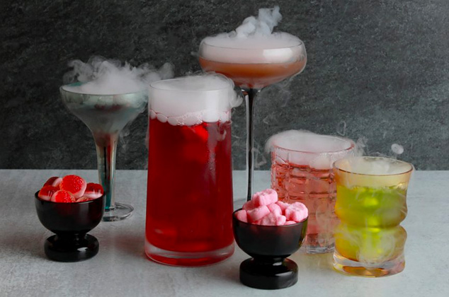 Prepara estos cocteles con dulces para celebrar Halloween