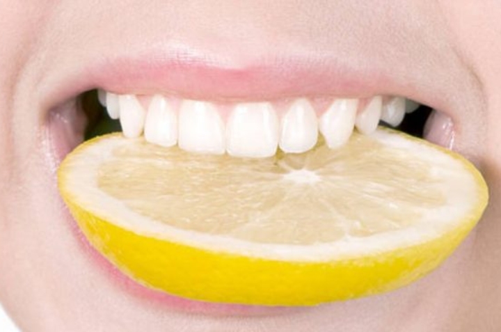 limon y bicarbonato blanquear dientes