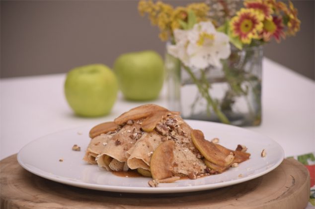 Crepas de avena con manzana