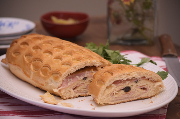 pan venezolano de queso y jamón