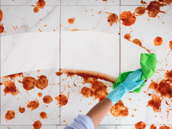 Cómo eliminar el aceite de las paredes de la cocina 