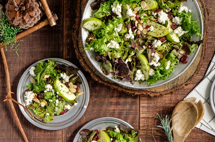 ensalada de lechuga con arandanos