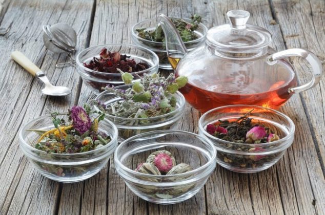 5 infusiones mágicas que quitan las varices y el dolor de piernas