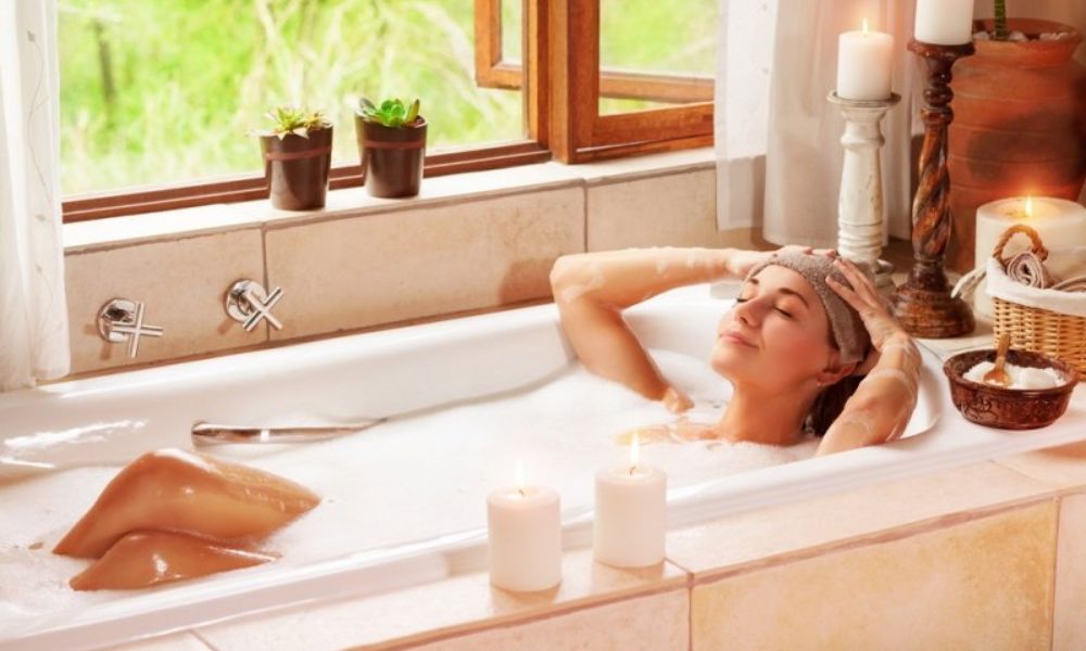 Cómo preparar el baño con laurel y romero