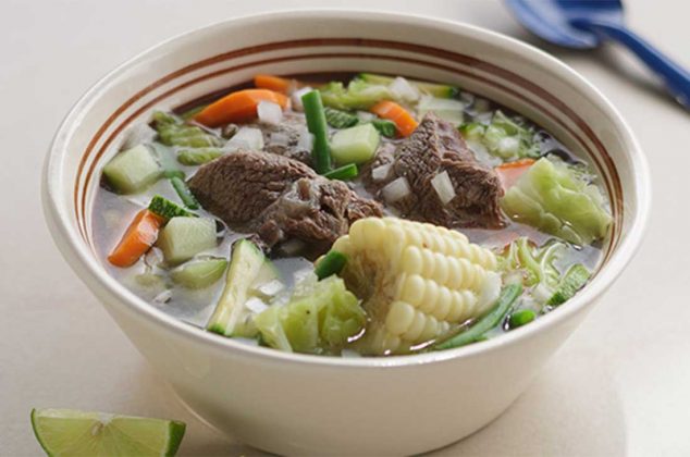 Cómo preparar caldo de res con arroz