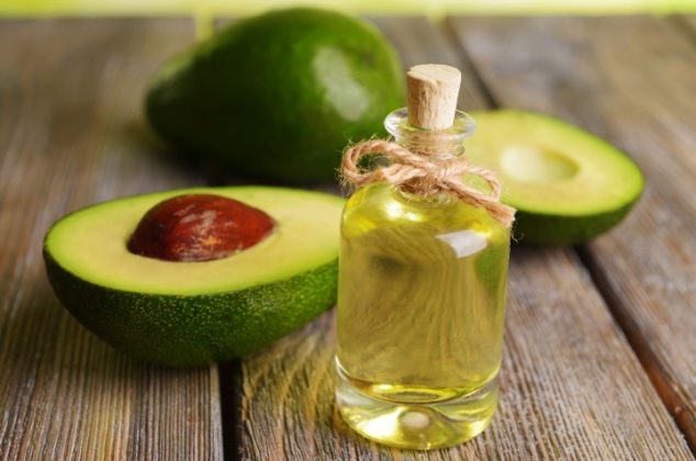 3 usos de belleza que desconocías del hueso de aguacate