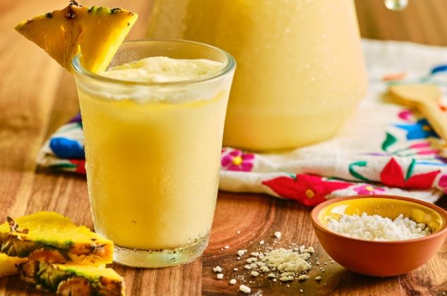 Deliciosa agua de piña colada ¡Con 5 ingredientes!