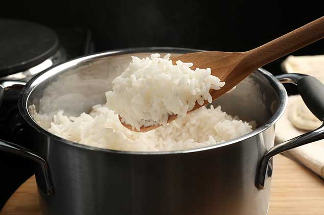 arroz blanco al vapor