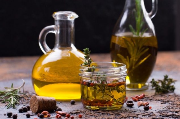 Aprende cómo aromatizar aceites para cocinar y dar sabor a tus platillos