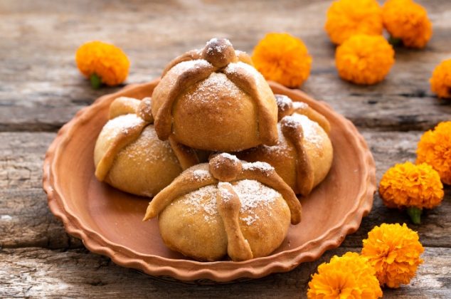 8 ingredientes que sí o sí debes usar para preparar pan de muerto