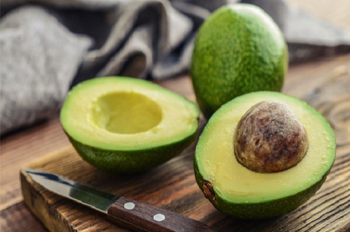 Beneficios del aguacate y receta de licuado de aguacate y espinacas 0