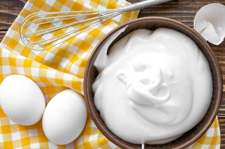 Imperio Irregularidades patata Cómo preparar crema casera de cáscara de huevo para reducir arrugas |  Cocina Vital