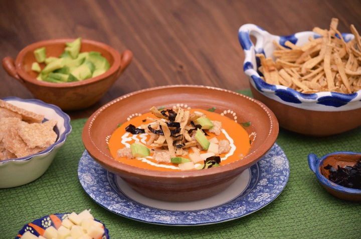 sopa de tortilla cremosa