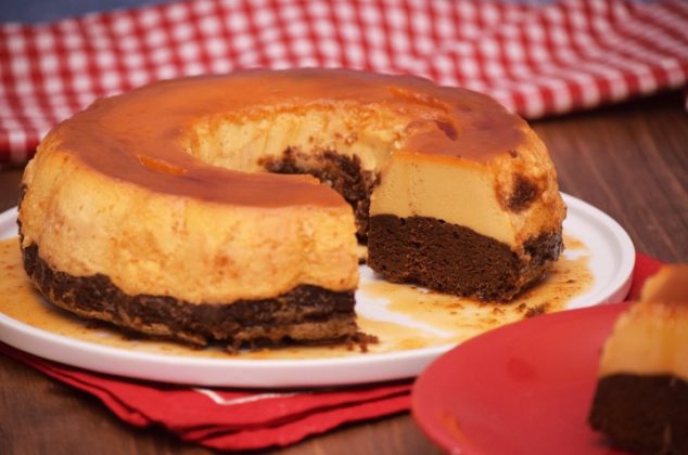 Prepara un chocoflan en licuadora para este 14 de febrero