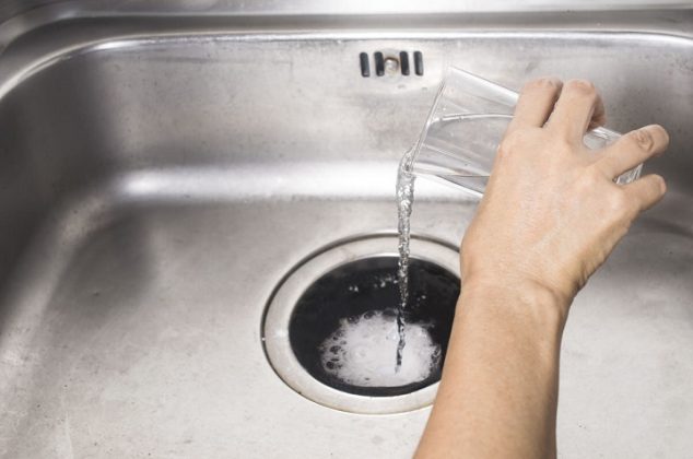 Remedio casero para eliminar el mal olor de la coladera del baño y cocina