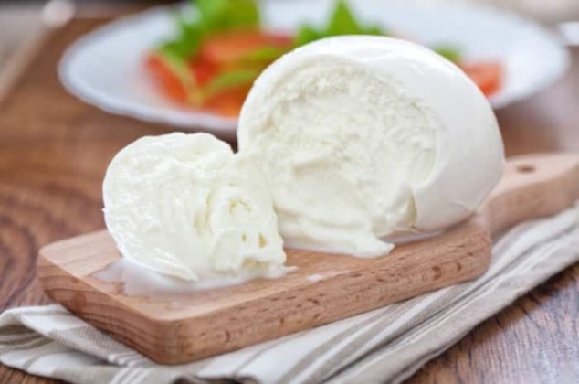 Cómo hacer queso mozzarella casero con 1 litro de leche