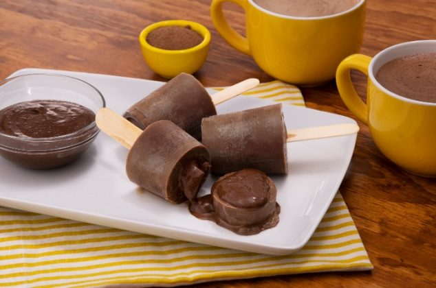 Paletas de hielo de chocolate Abuelita ¡En 4 sencillos pasos!