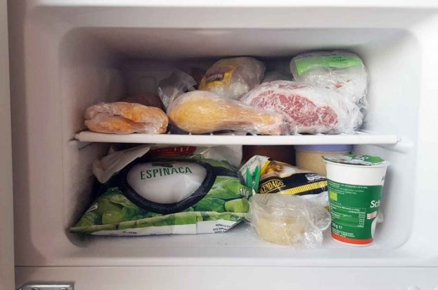3 trucos caseros para limpiar el congelador del refrigerador rápidamente