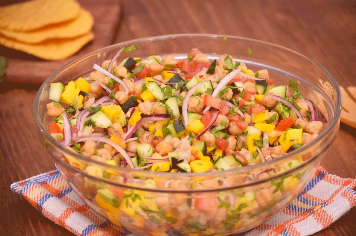 ceviche de garbanzos y mango