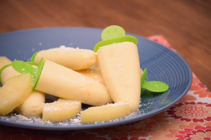 paletas de hielo con piña colada