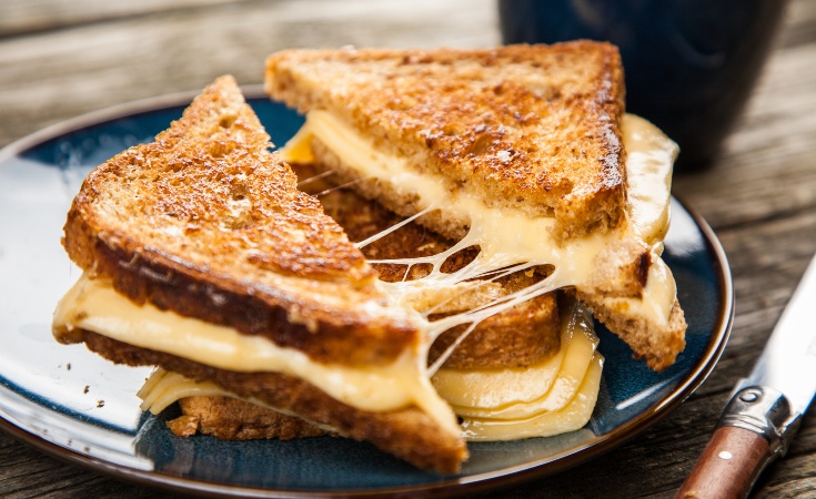 sandwich queso derretido