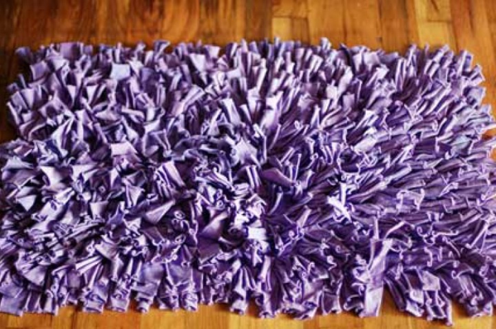 cómo hacer tapetes con tiras de tela