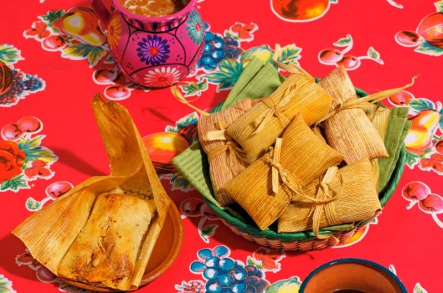 Receta de tamalitos de dulce, rojos y verdes como bocadillos mexicanos