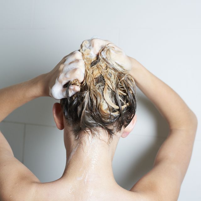 trucos para hacer rendir el shampoo 