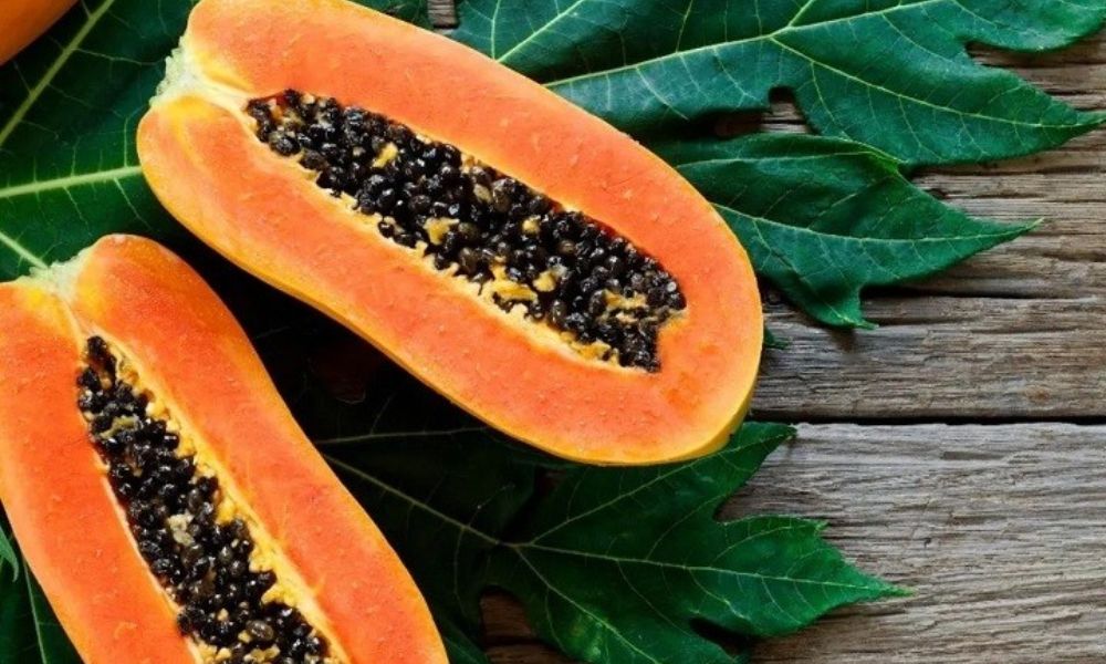 Beneficios del jugo de hojas de papaya
