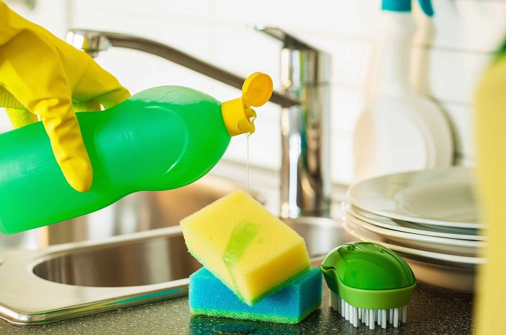 Cómo hacer jabón líquido con limón para lavar trastes ¡100% natural! 0