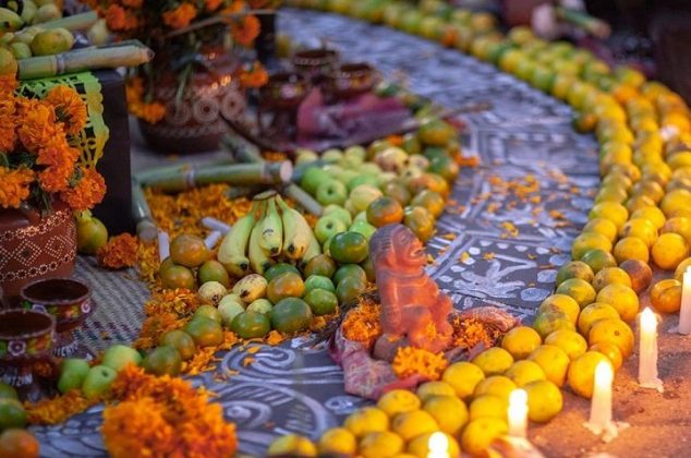 El significado de las frutas que colocas en la ofrenda de Día de Muertos