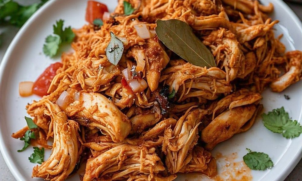 pollo deshebrado a la mexicana
