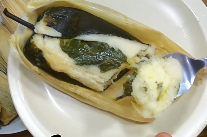 chiles rellenos de tamal
