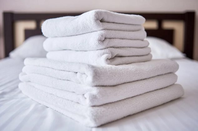 Cómo lavar las toallas blancas para que luzcan como nuevas y esponjosas