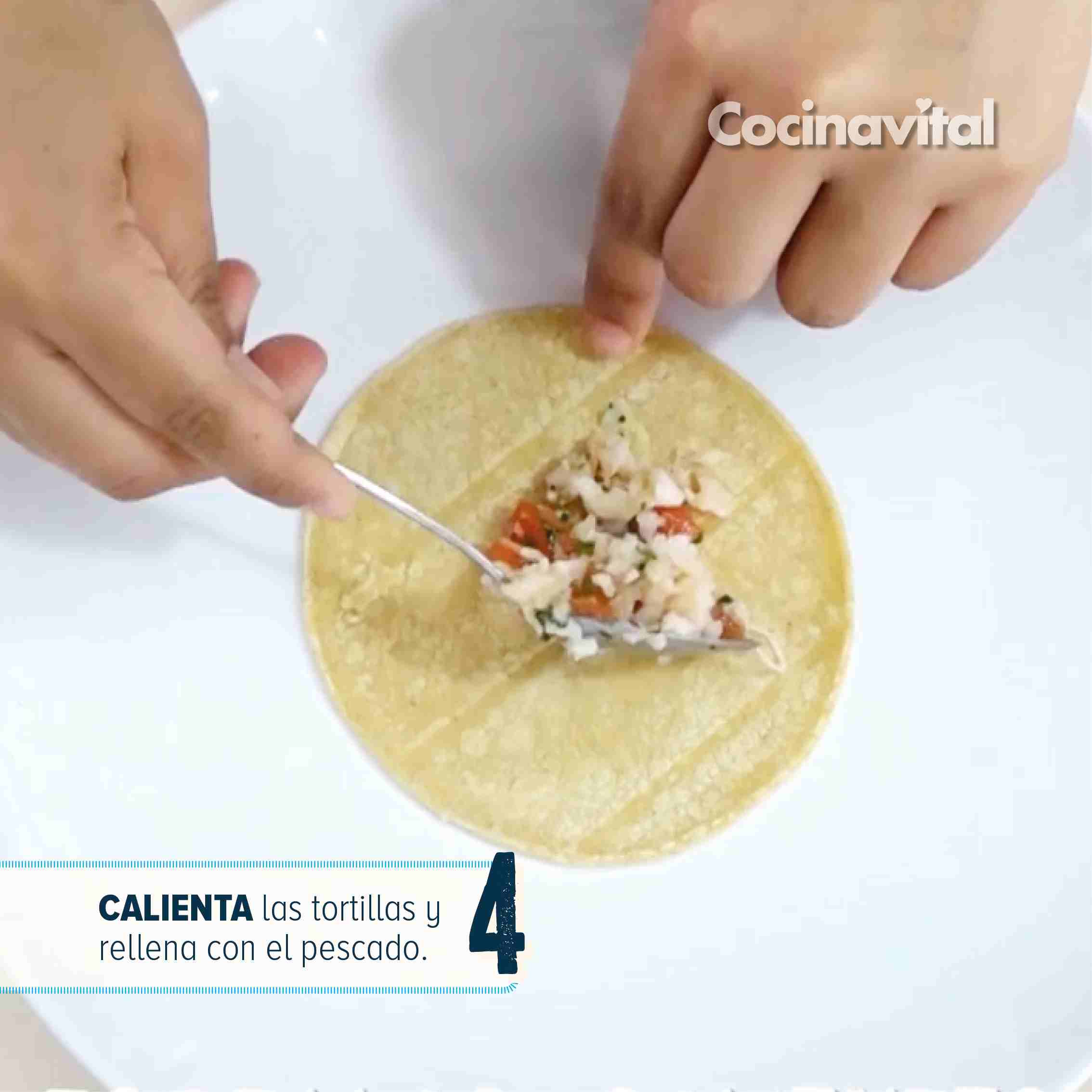 Calienta las tortillas y rellena