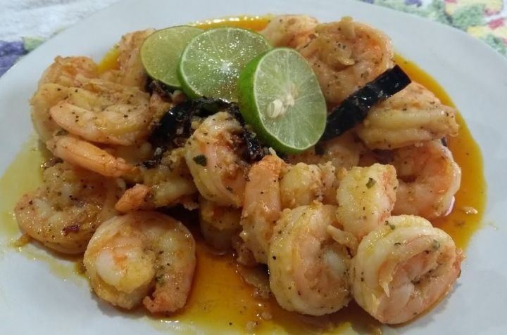 camarones al ajillo