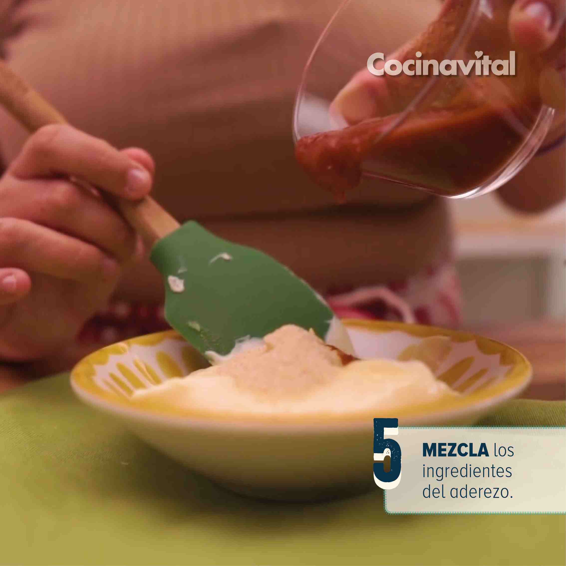 Mezcla los ingredientes