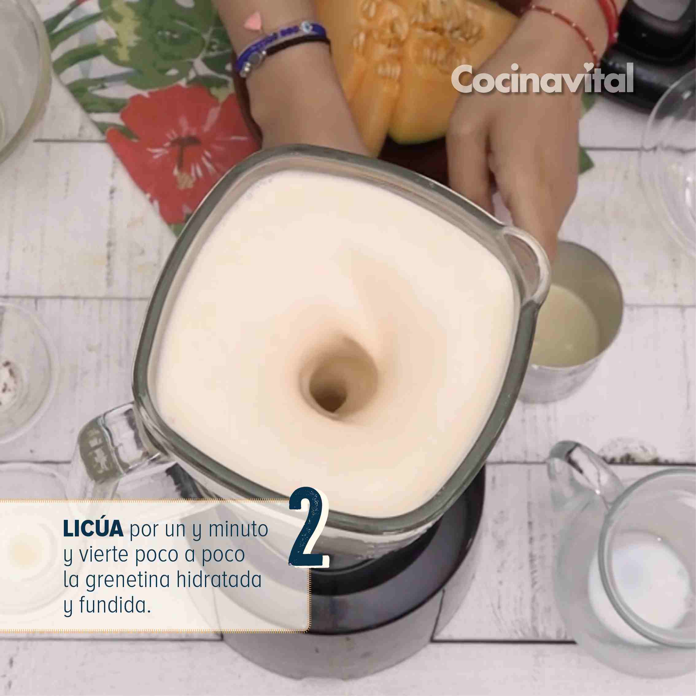 Licúa por un minuto