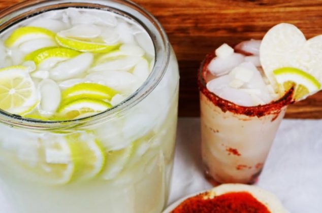 Receta de agua de jícama con limón, ¡una bebida muy mexicana!