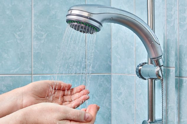 15 beneficios de bañarse con agua fria esta temporada de calor